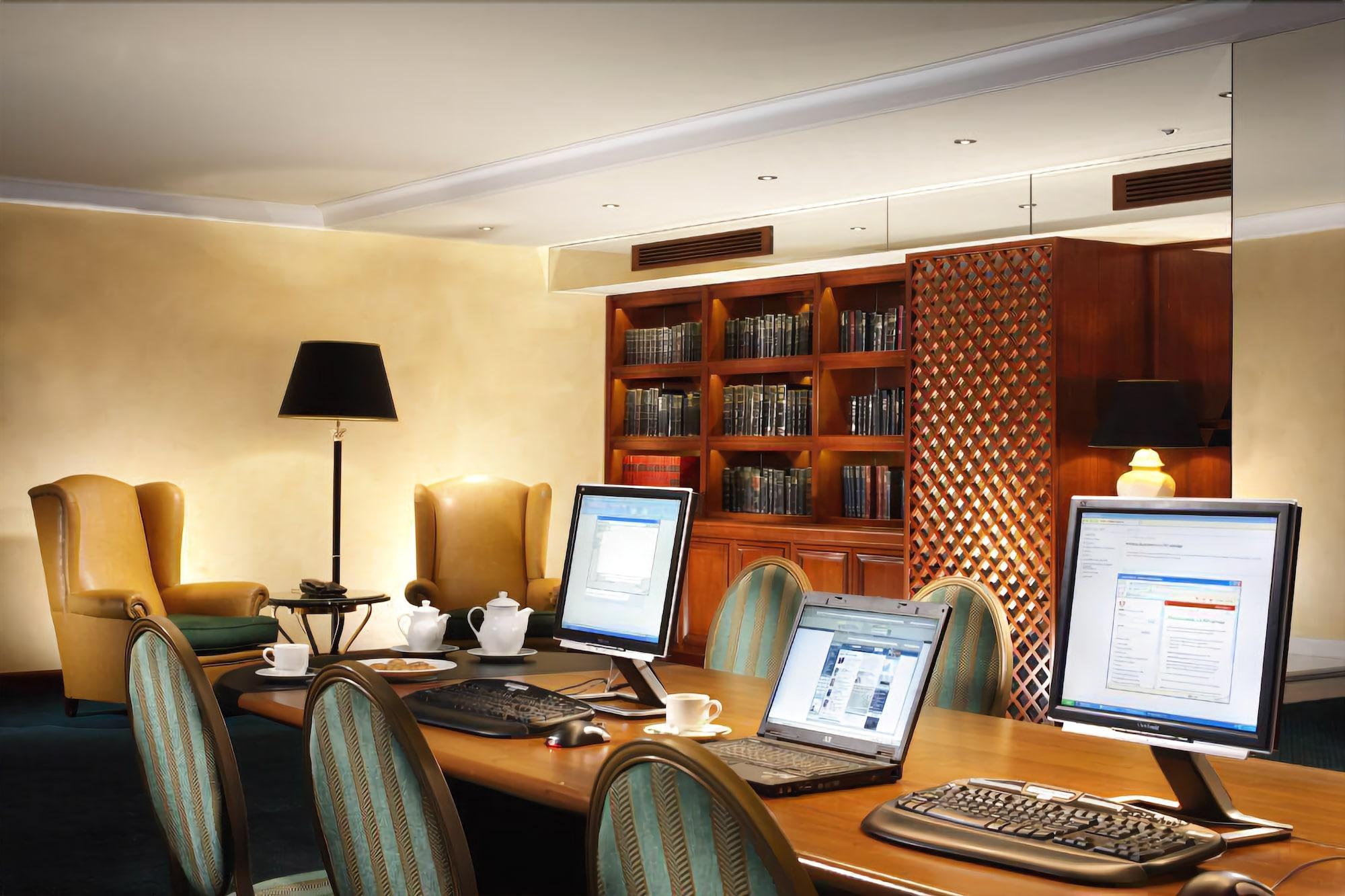 Royal Olympic Hotel Афіни Екстер'єр фото Business Center