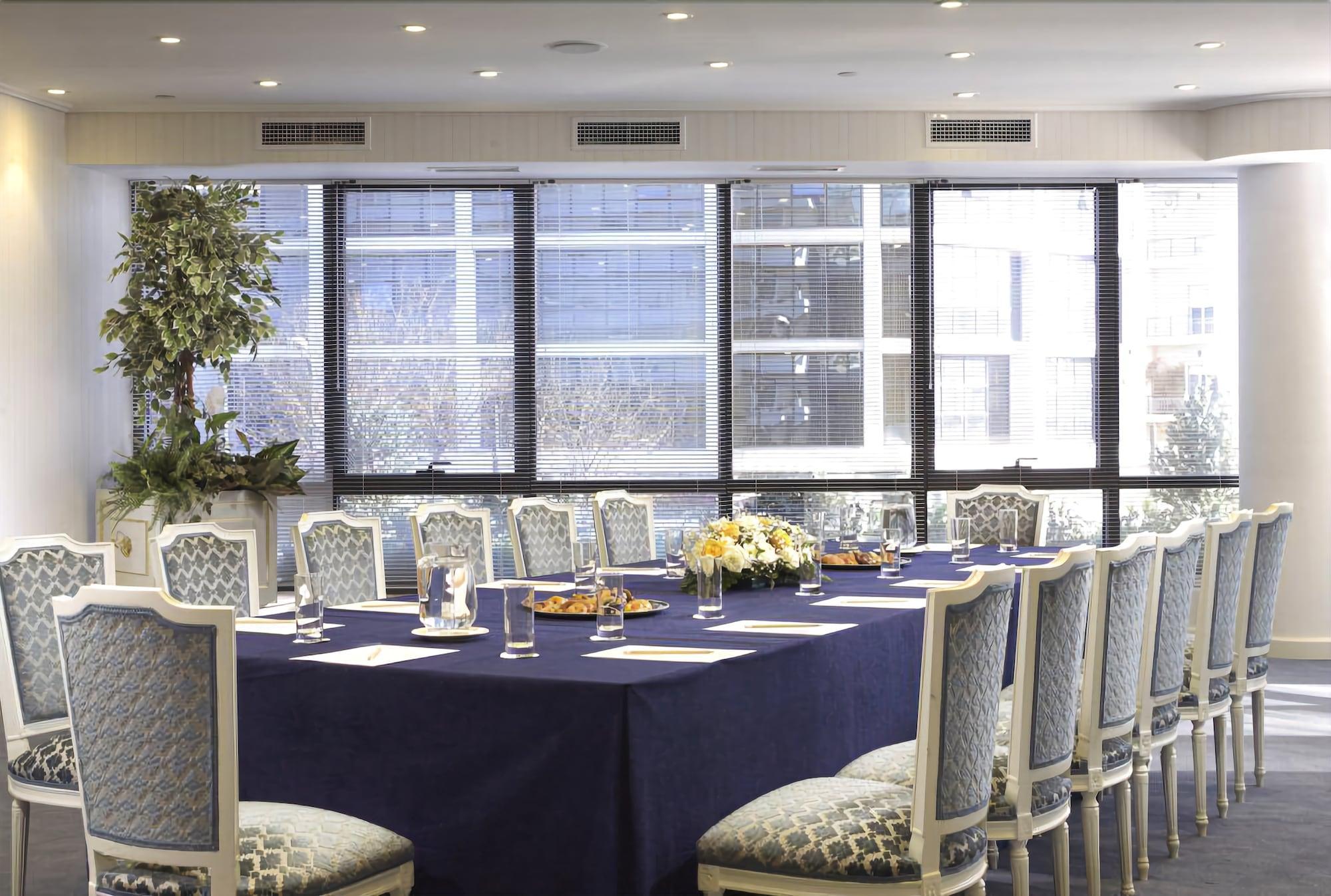 Royal Olympic Hotel Афіни Екстер'єр фото The Boardroom