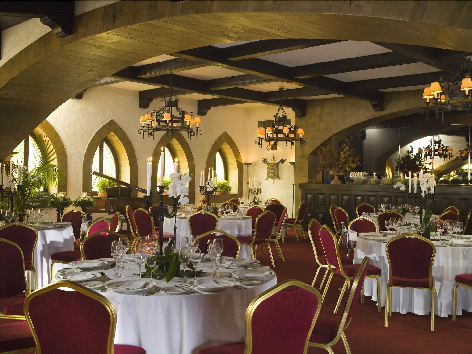 Royal Olympic Hotel Афіни Екстер'єр фото The Long Room